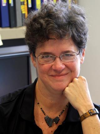 Headshot of Erica Golemis