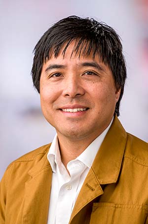 Headshot of Jason Mendoza